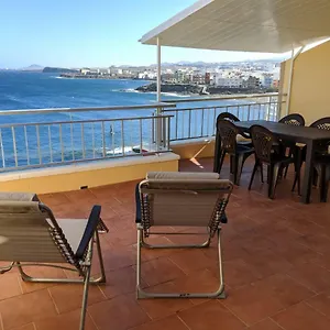 Apartamento Primera Linea Con Amplia Terraza, Melenara